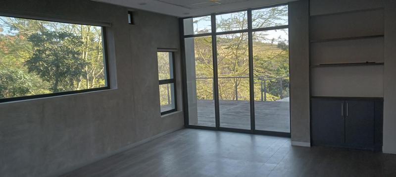 To Let commercial Property for Rent in Beacon Bay North Eastern Cape